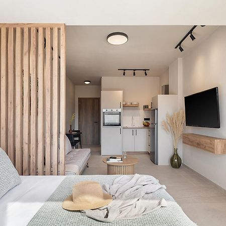 Aura Urban Living In The Heart Of Chania City Экстерьер фото